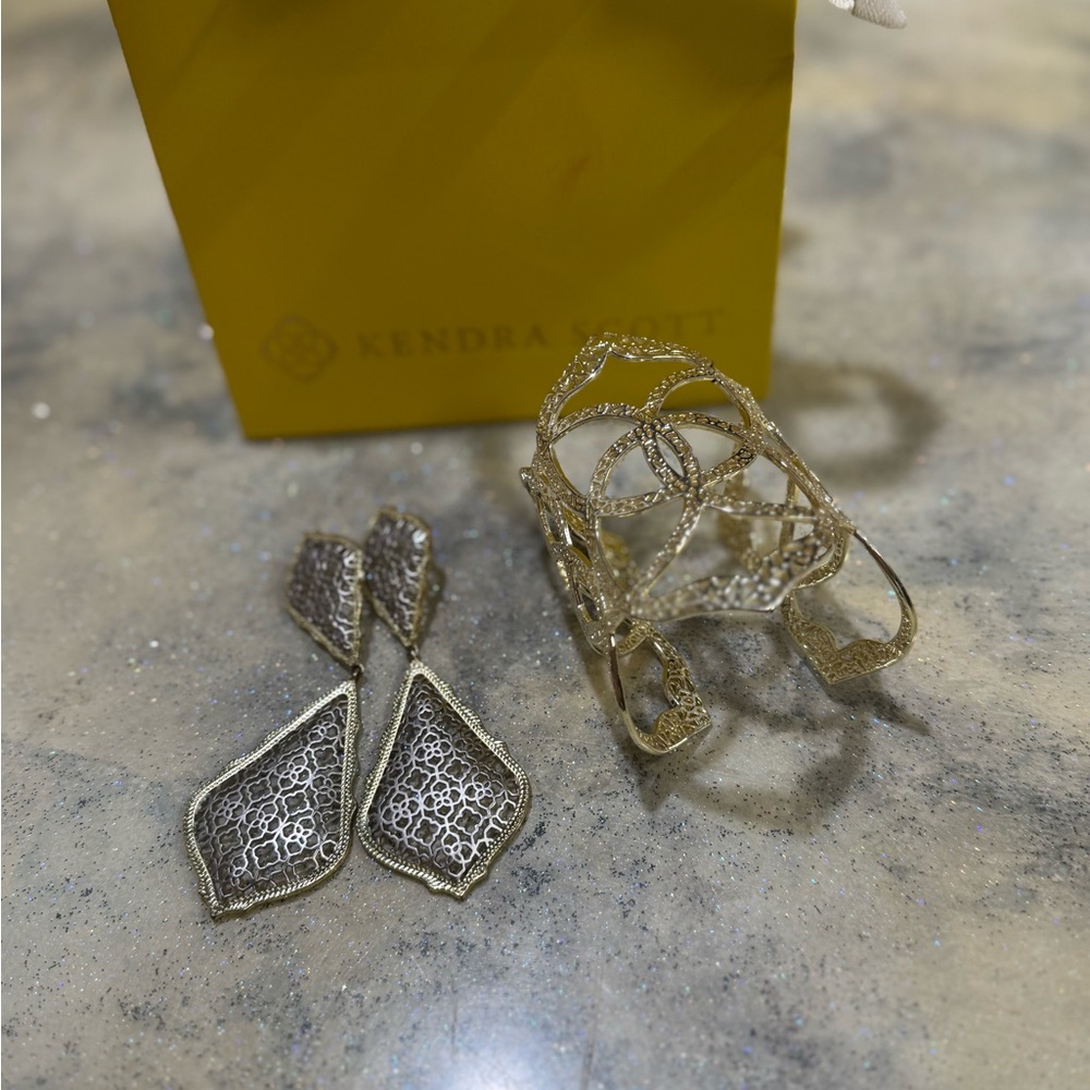 Kendra Scott Gold Earrings Geometric Dangle Design